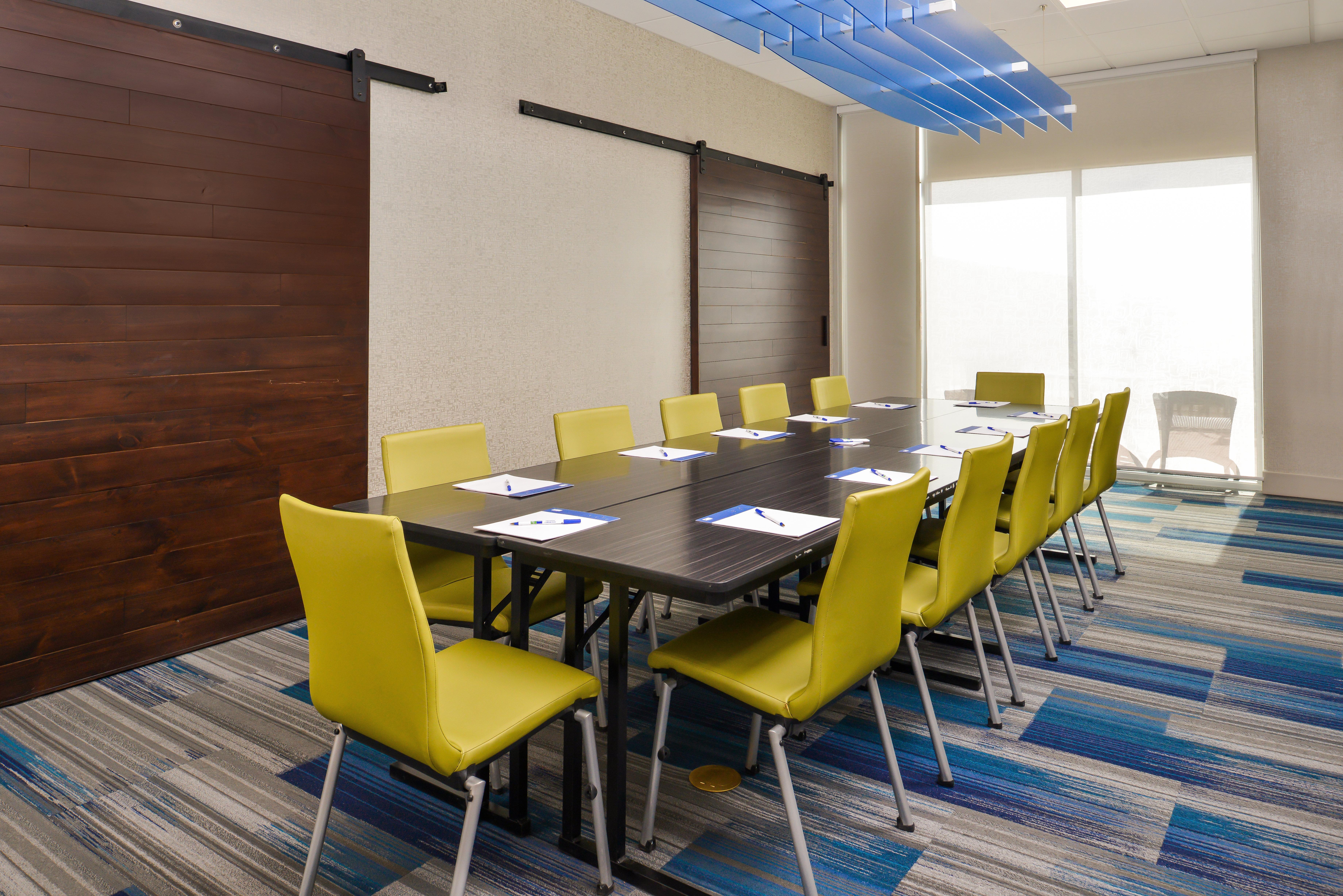 Holiday Inn Express & Suites - Van Horn By Ihg Exterior foto