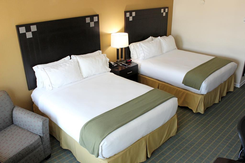 Holiday Inn Express & Suites - Van Horn By Ihg Exterior foto